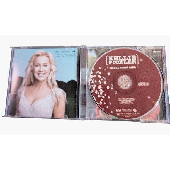 Kellie Pickler Small Town Girl CD - Picture 4 of 6